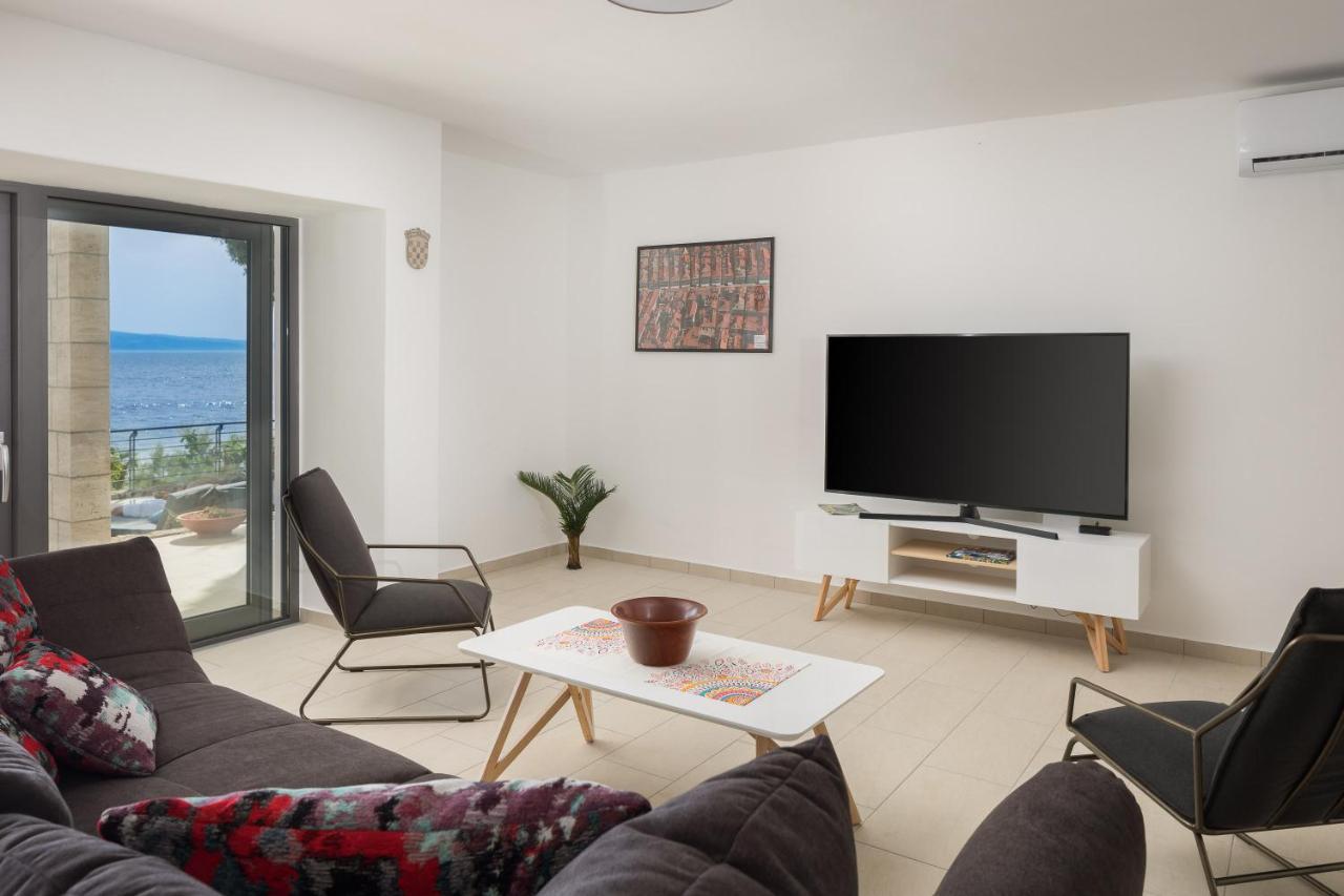 אומיס Absolute Beach Villa מראה חיצוני תמונה