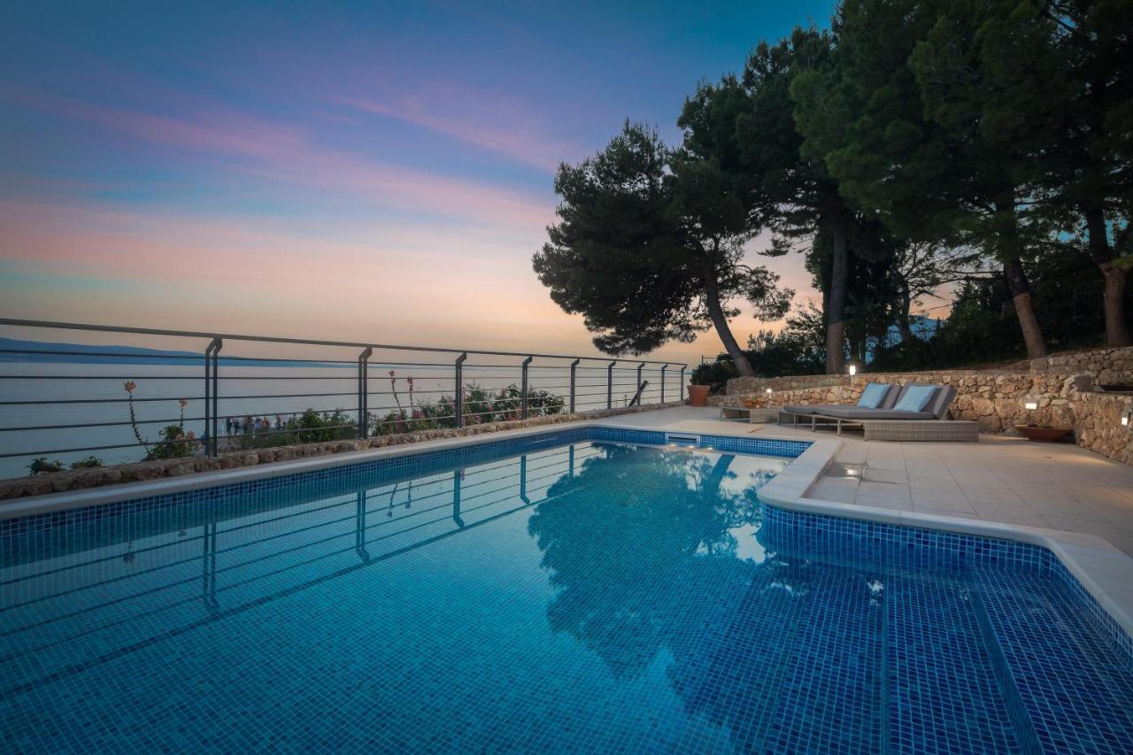 אומיס Absolute Beach Villa מראה חיצוני תמונה