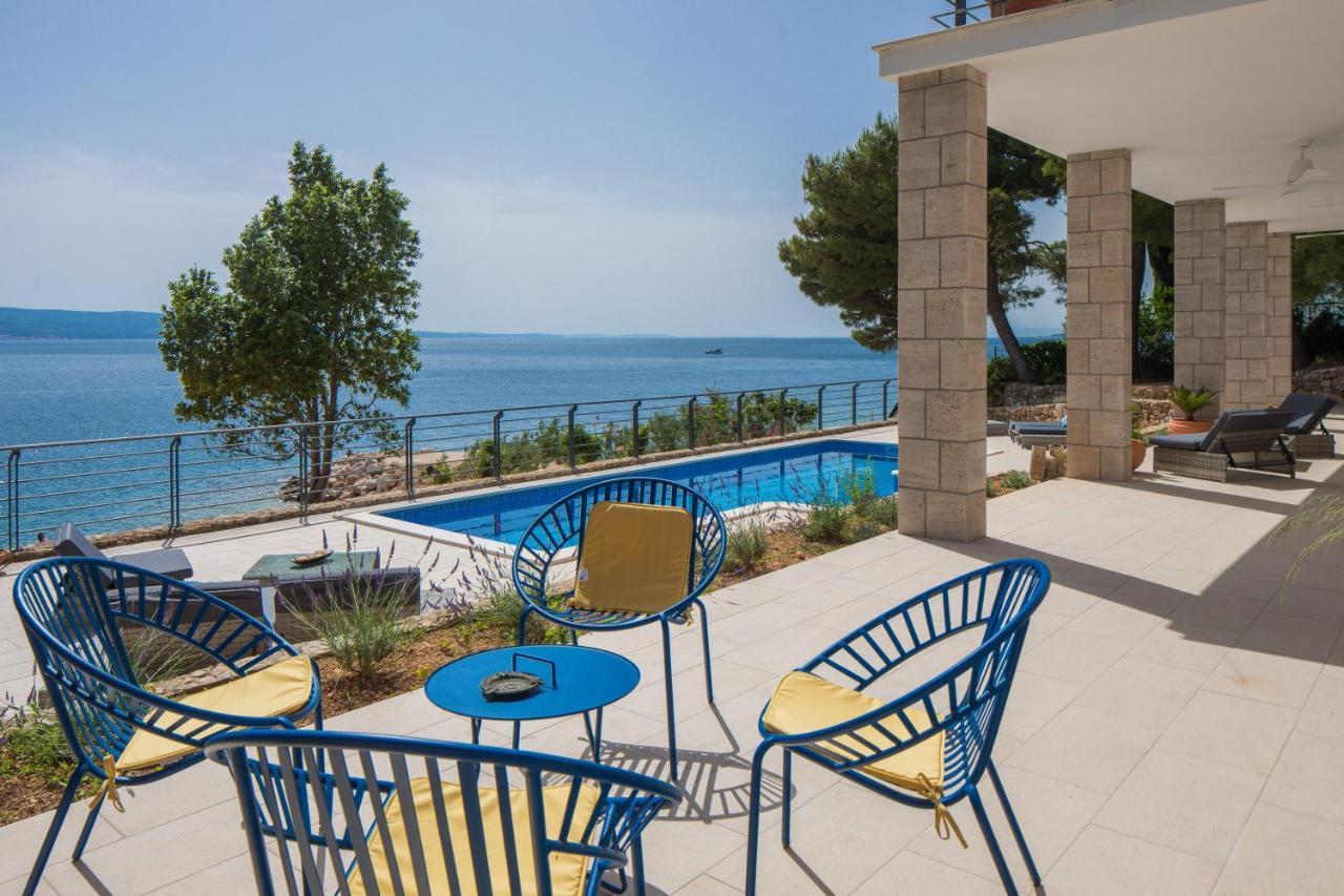 אומיס Absolute Beach Villa מראה חיצוני תמונה
