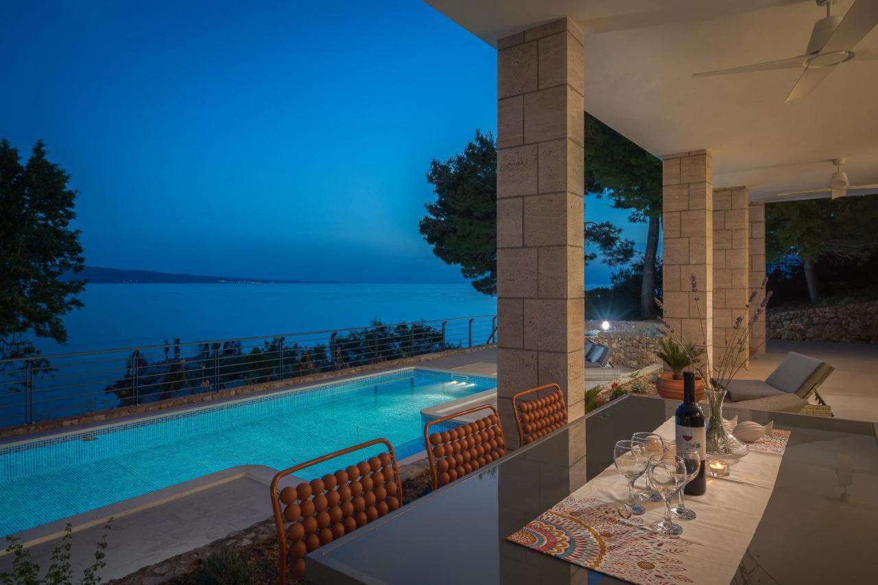 אומיס Absolute Beach Villa מראה חיצוני תמונה