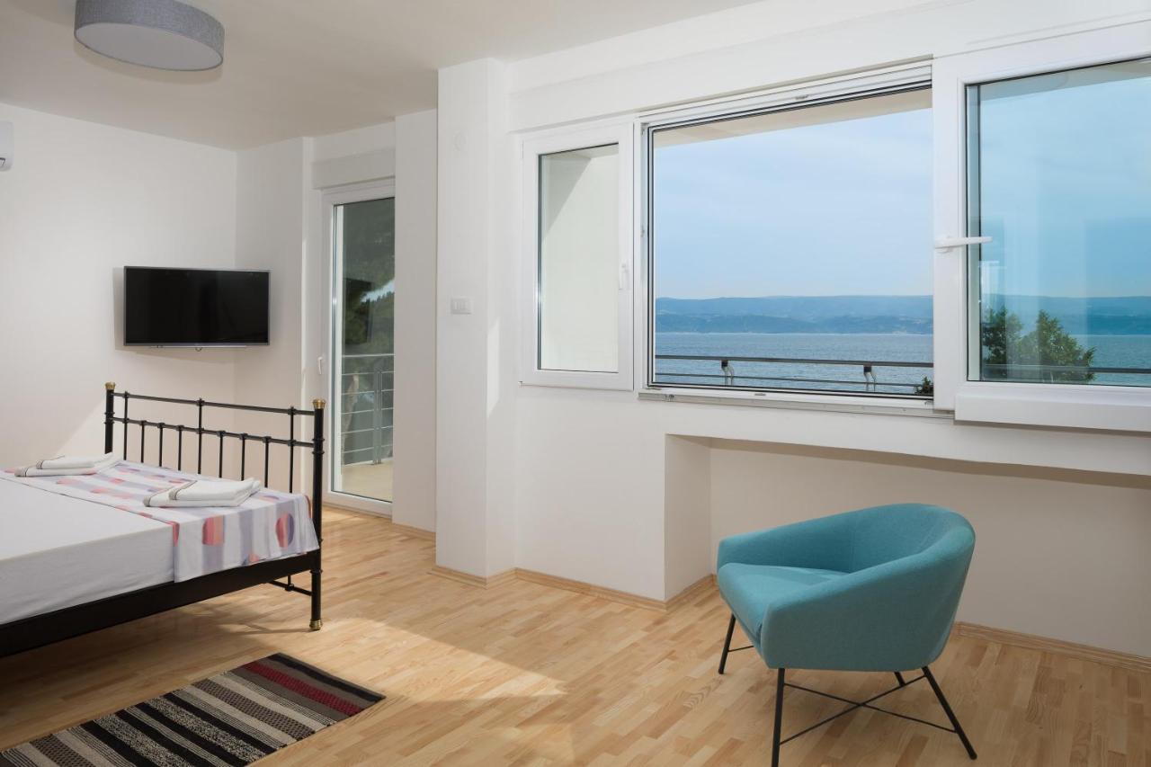 אומיס Absolute Beach Villa מראה חיצוני תמונה